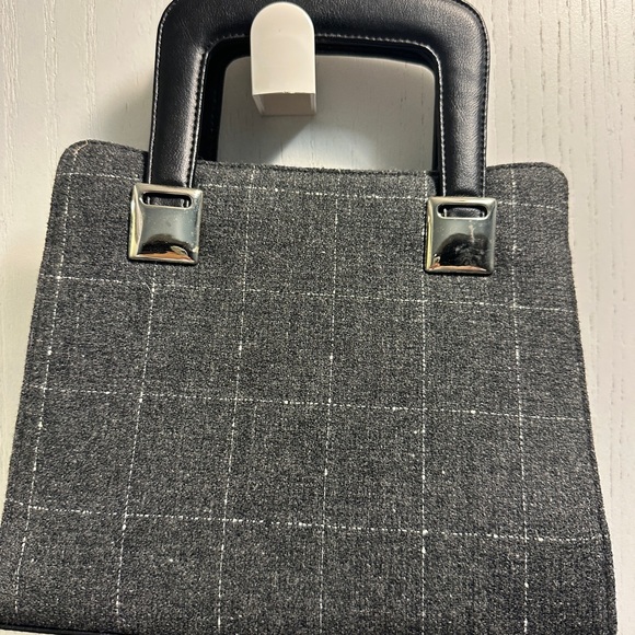 Marlow Handbag. With shoulder strap. gray Plaid. Gently used. - Picture 2 of 5